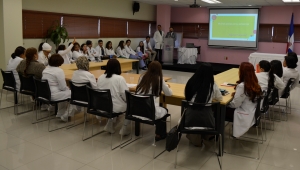 Médicos reaccionan por los casos de cáncer de cuello uterino en la mujer