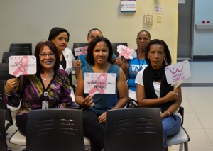 Hospital Reynaldo Almánzar realiza jornada contra el cáncer de mama.