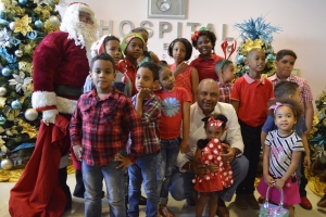 Hospital materno realiza compartir navideño con hijos de colaboradores