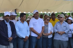 Hospital Materno realiza jornada de siembra de árboles